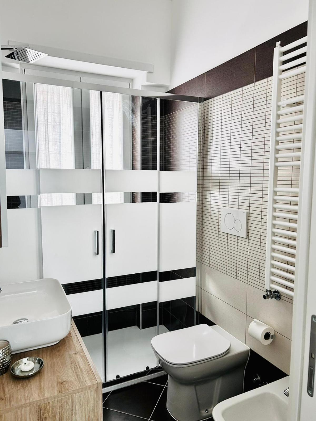 New Comfortable Apartment Rom
